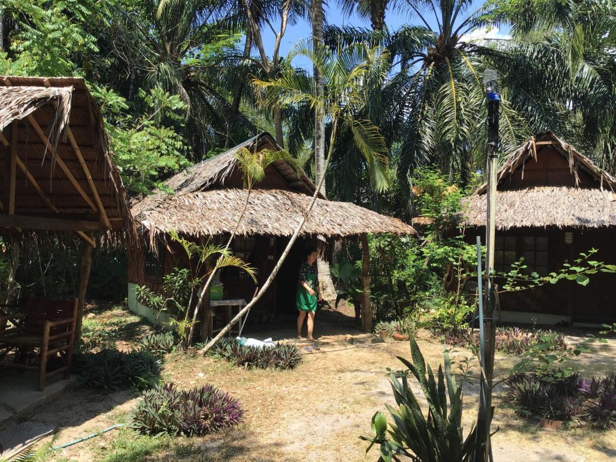Dawn Of Happiness Hotel Ao Nam Mao Exterior photo